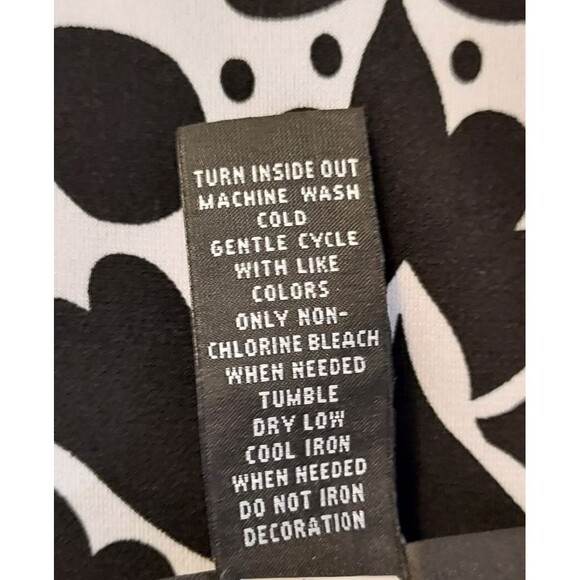 INC International Concepts Shirt Top Womens Large Asymmetrical Hem Black White - Picture 8 of 12